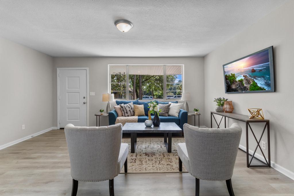 1753 Shadowood atlantic property solutions of florida living room new